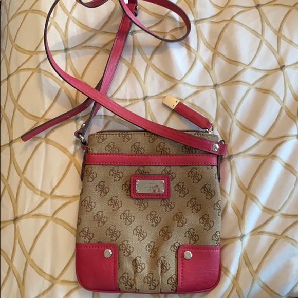 Guess Crossbody bag - Picture 1 of 4